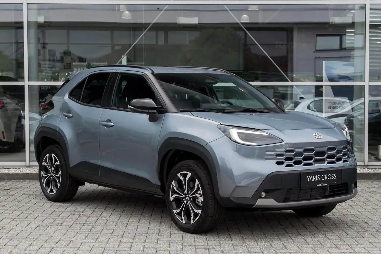 Toyota Yaris Cross 1.5 Hybrid 130 First Edition Comfort Pack, миниатюра 7