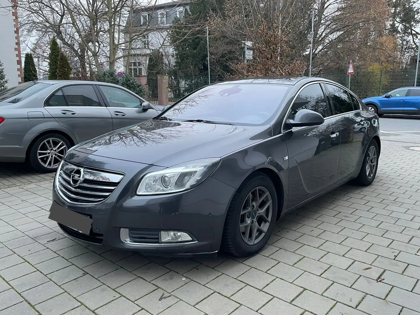 Opel Insignia 2.0 CDTI Sports Tourer Design Edition - 1