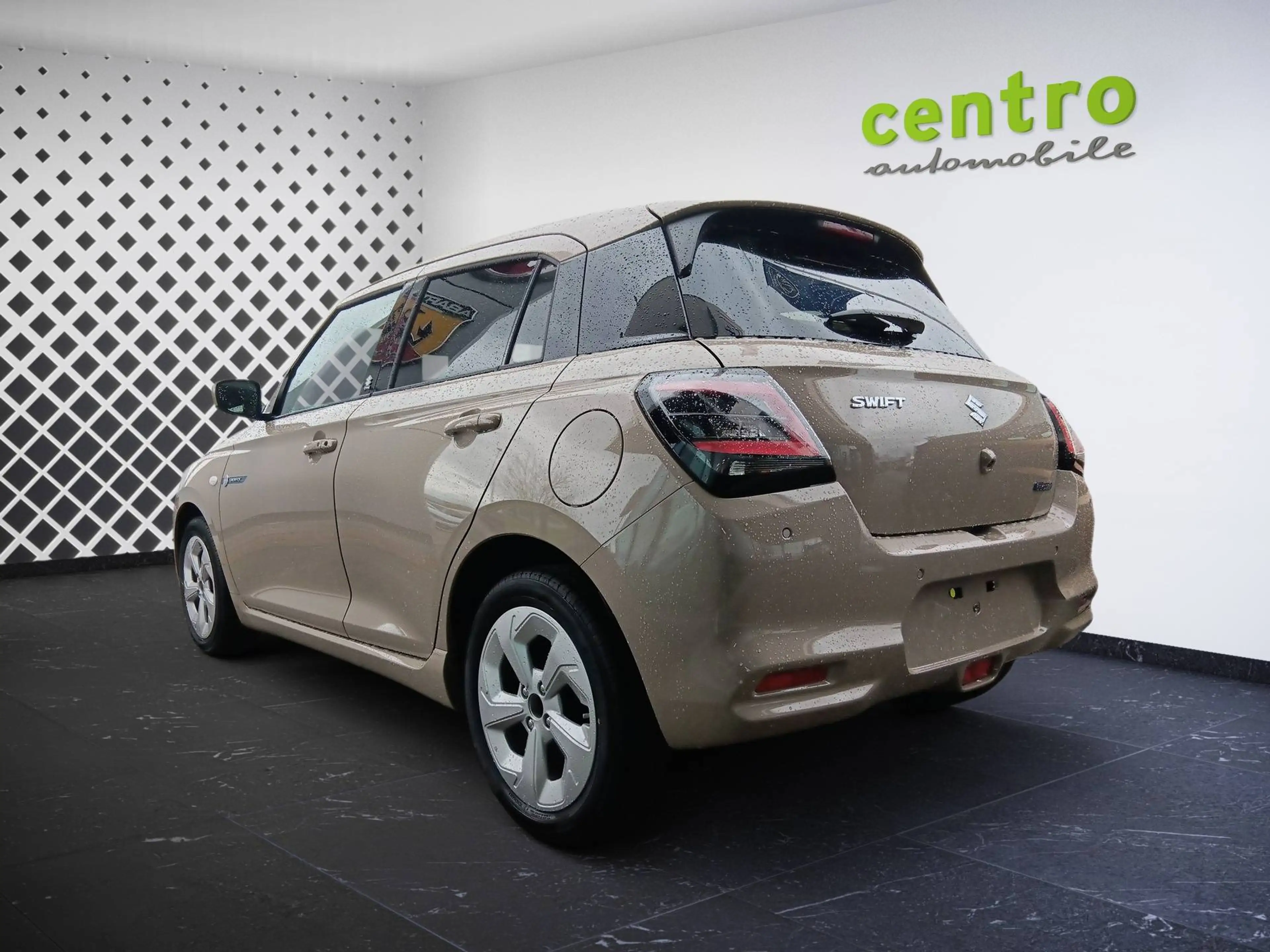 Suzuki Swift Swift 1.2 Hybrid Shine — photo 5