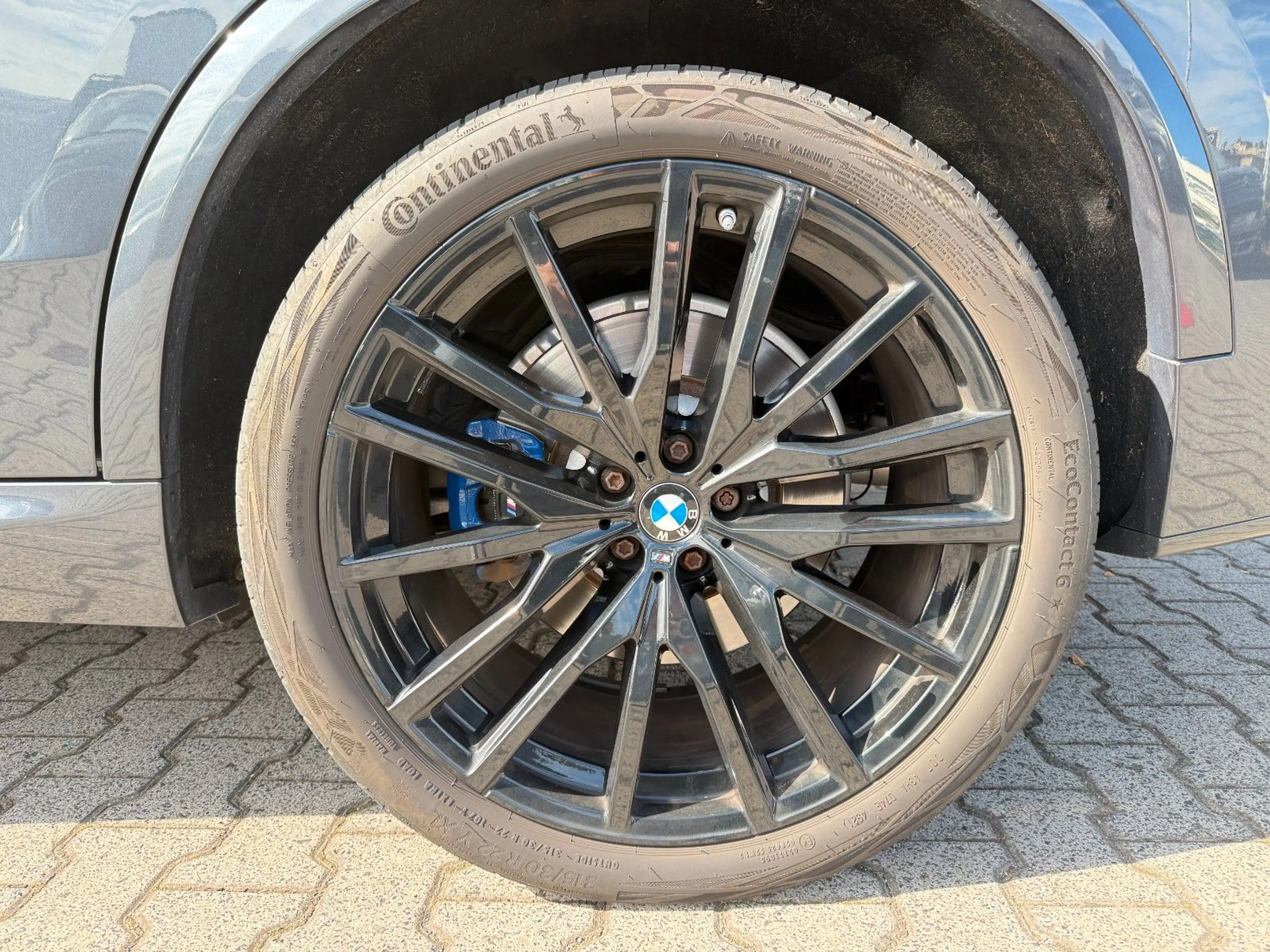 BMW X5 xDrive 30 d M Sport *AHK*LASER*PANO*HUD* — photo 4