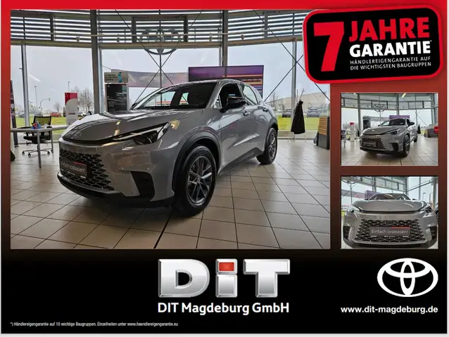 Lexus LBX 1.5 Basis + Komfort-Paket ACC+LED+Navi+SHZ