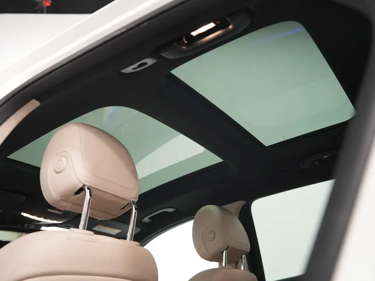 Mercedes-Benz GLC photo Mercedes-Benz GLC