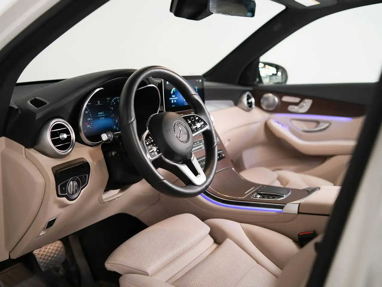 Mercedes-Benz GLC photo Mercedes-Benz GLC