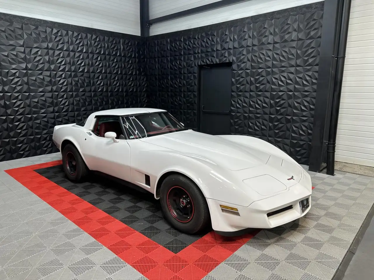 Chevrolet Corvette 1981 - 3e MAIN - DOCUMENTATION DORIGINE - MOTEUR NEUF - GARANTIE 12 MOIS, foto 4
