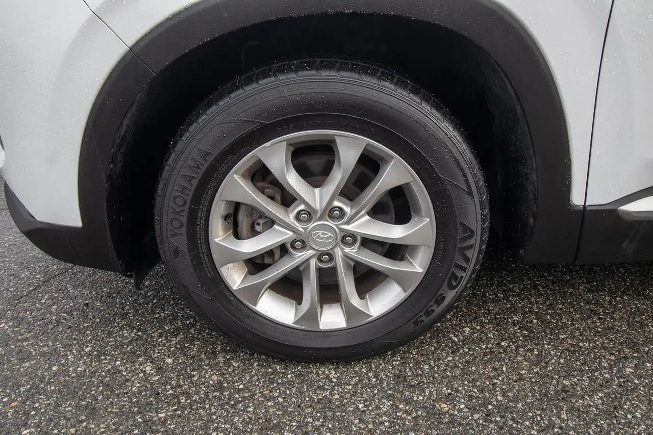 Hyundai SANTA FE снимка Hyundai SANTA FE