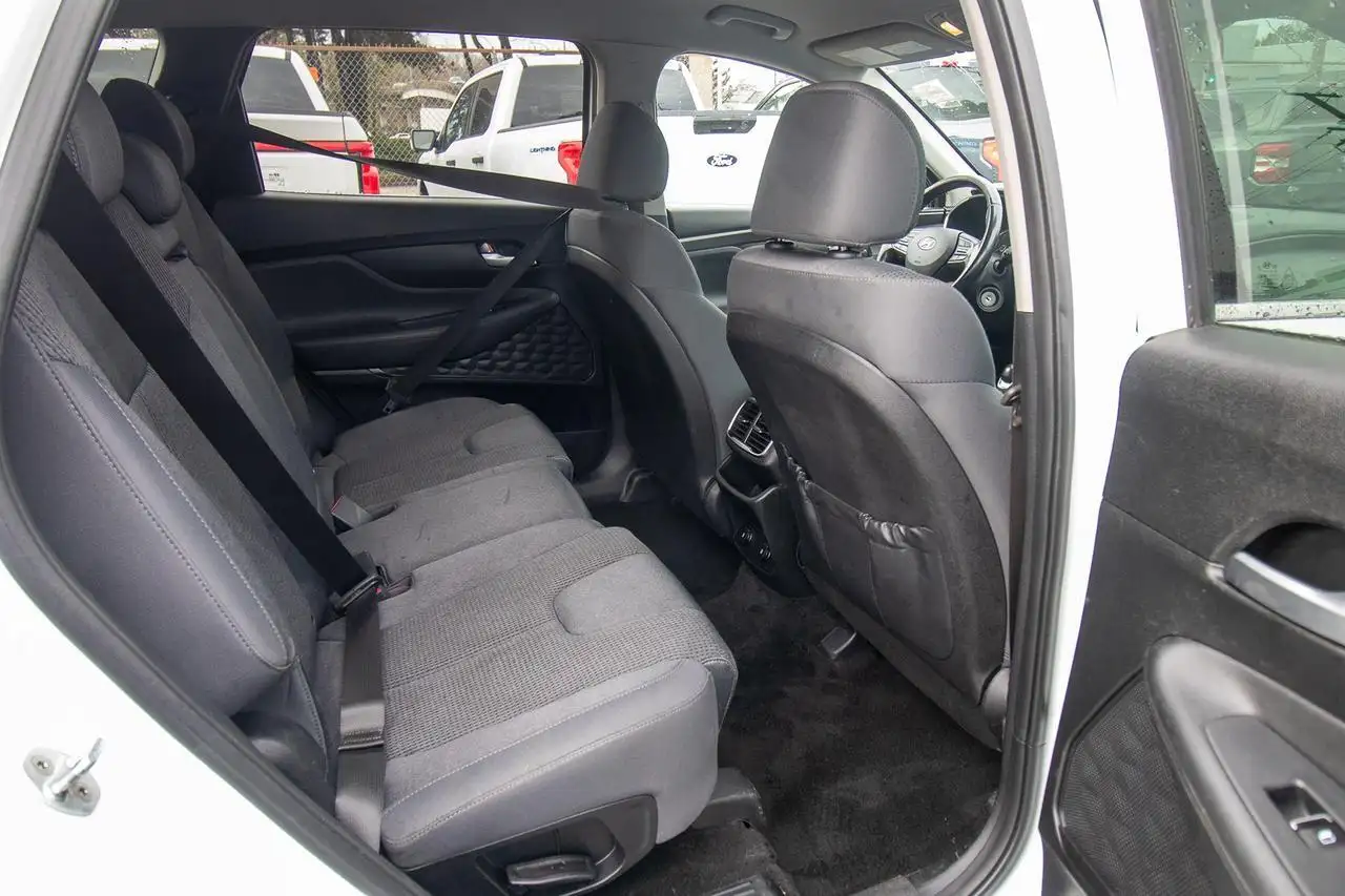 Hyundai SANTA FE снимка Hyundai SANTA FE