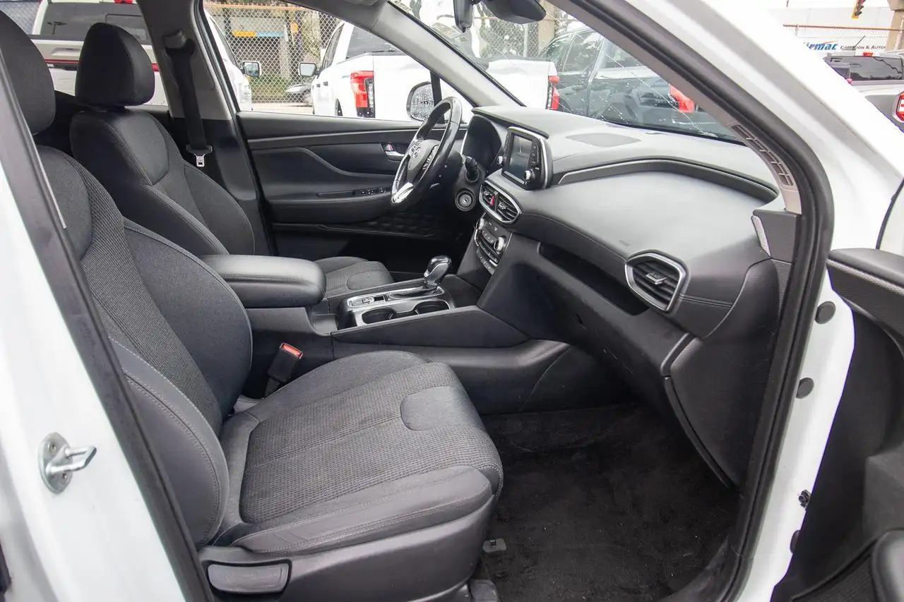 Hyundai SANTA FE снимка Hyundai SANTA FE