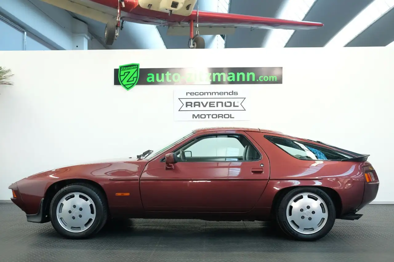 Porsche 928 S/2.BESITZ/TOP-HISTORIE/ORIGINAL, foto 9