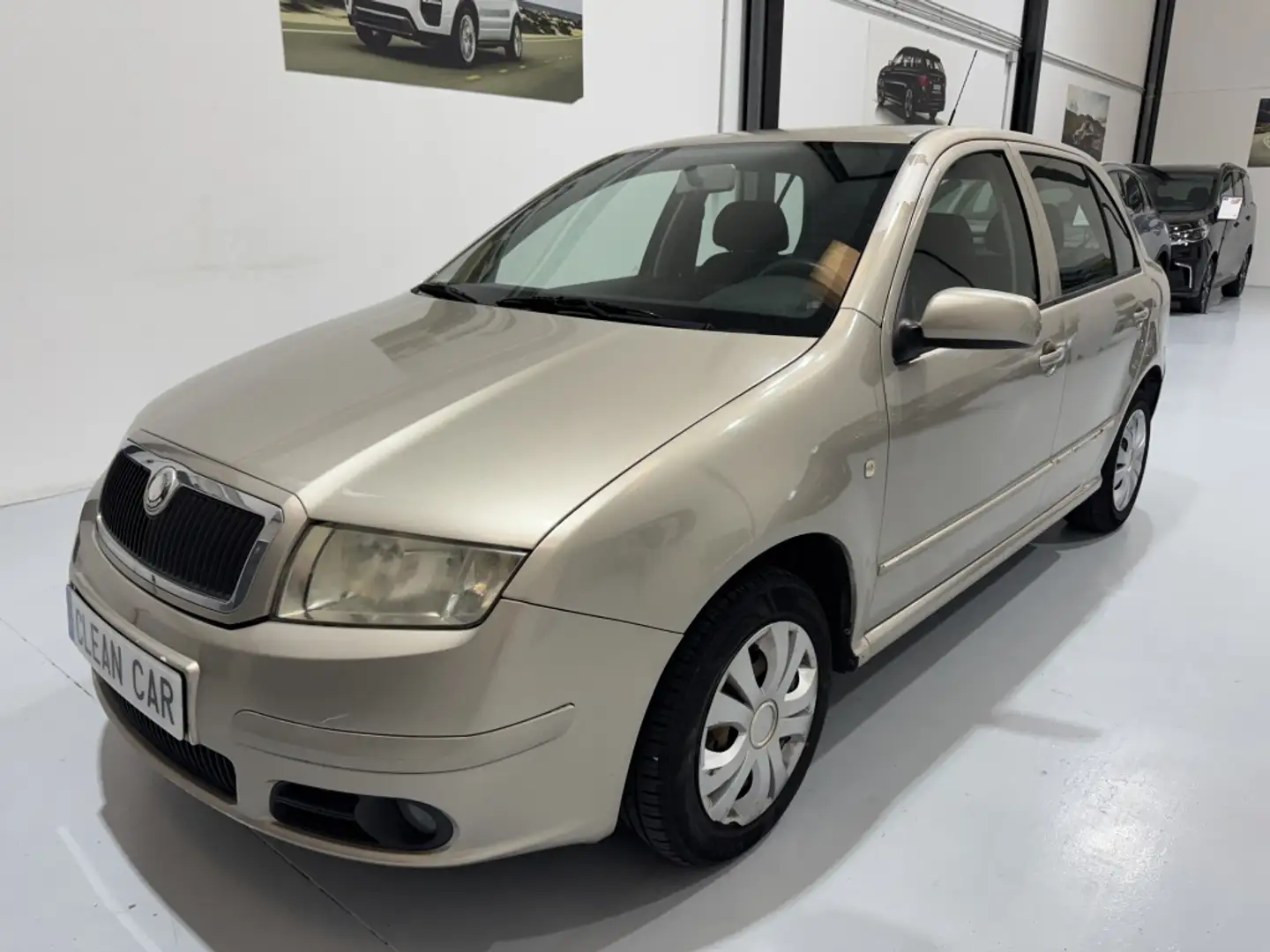 Skoda Fabia 1.4TDI Comfort 75 Beige - 1