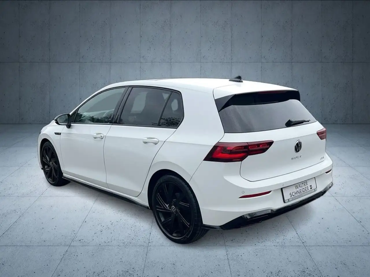 Volkswagen Golf 1.5 eTSI DSG R-Line Navi AHK Pano 5