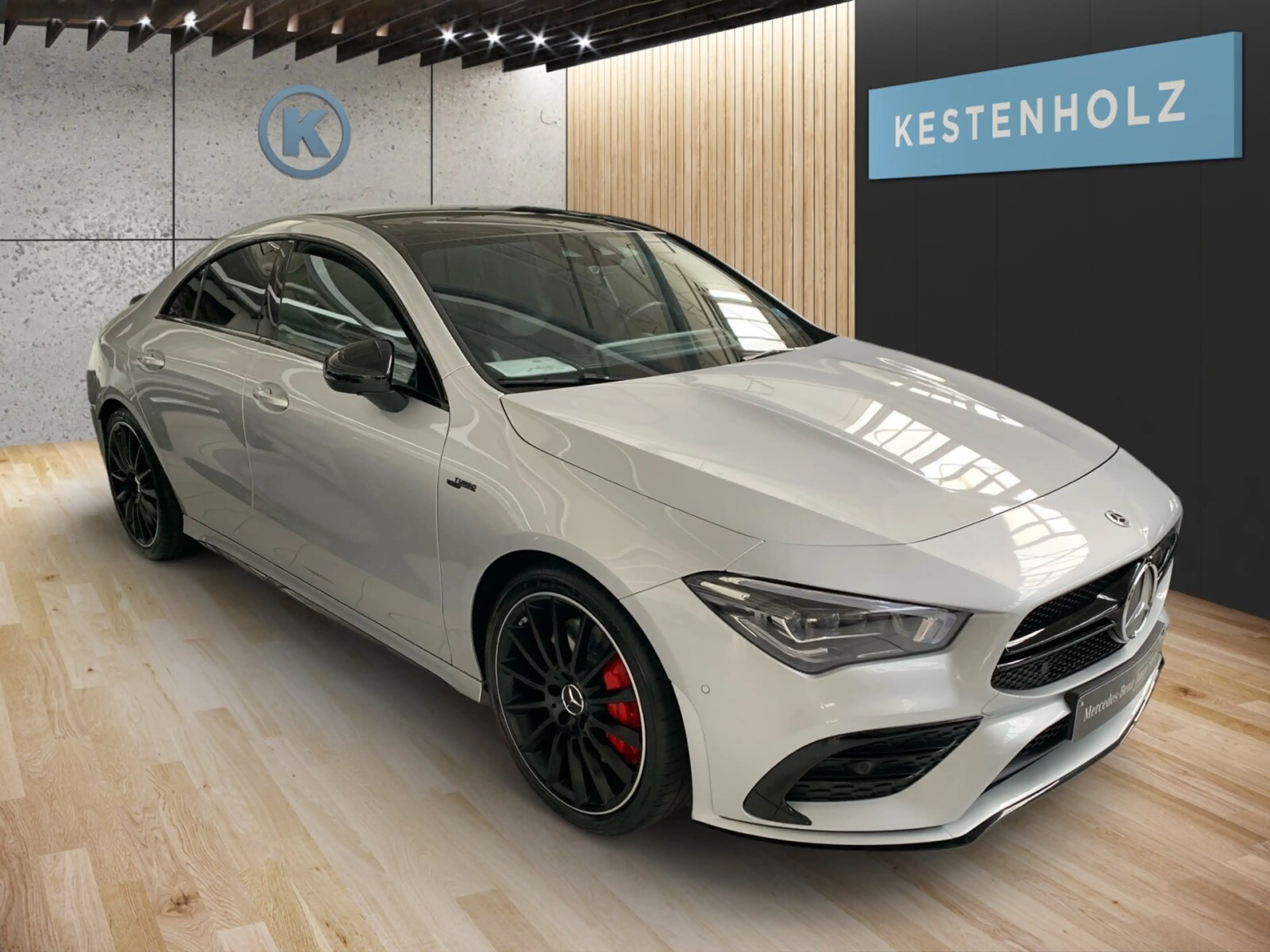 Mercedes-Benz CLA 35 AMG AMG CLA 35 4M Coupé *NIGHT*PANO*RFK*MBEAM*TEMP* — photo 2