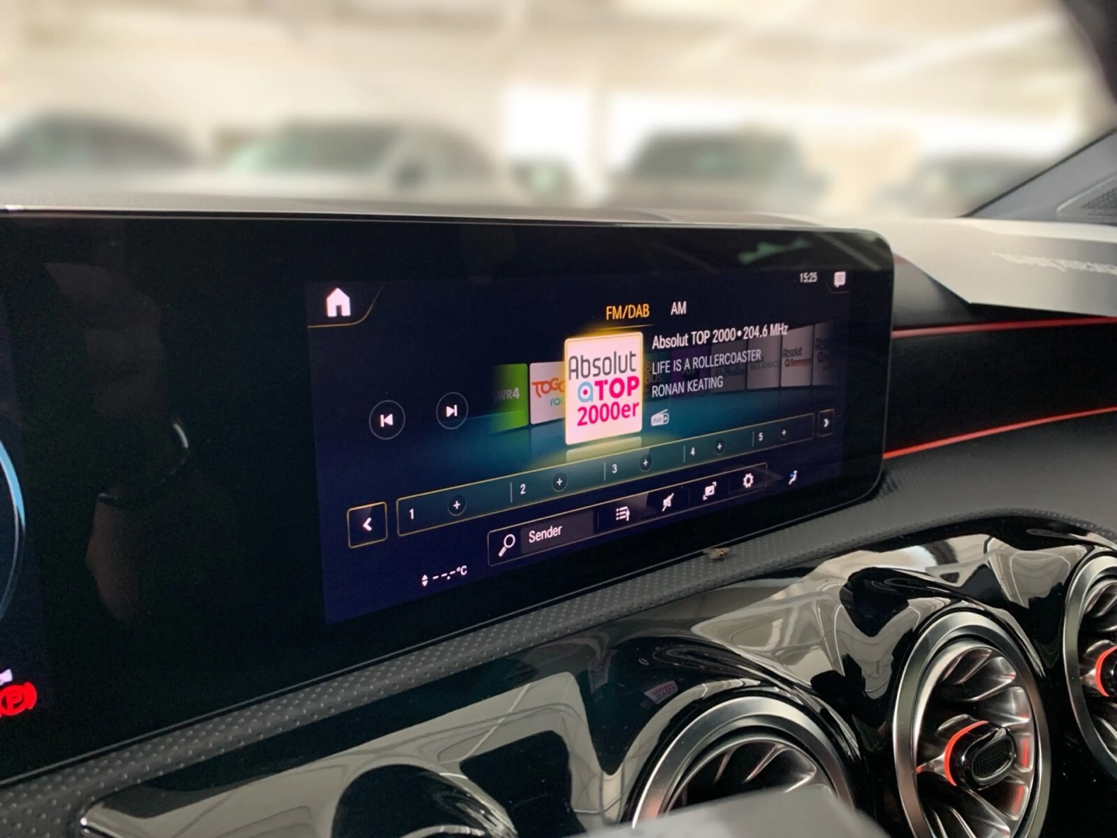 Mercedes-Benz CLA 35 AMG AMG CLA 35 4M Coupé *NIGHT*PANO*RFK*MBEAM*TEMP* — photo 9