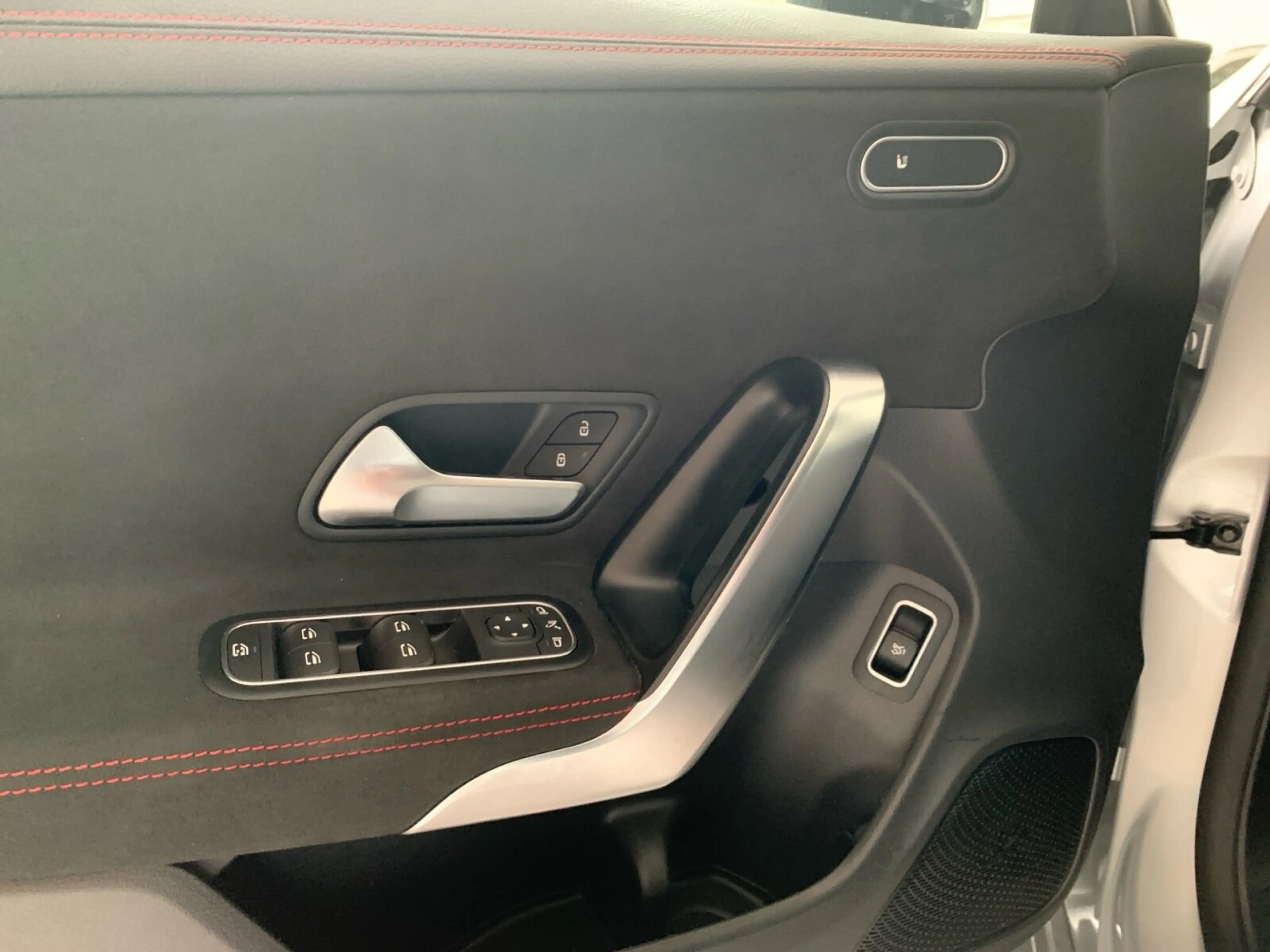 Mercedes-Benz CLA 35 AMG AMG CLA 35 4M Coupé *NIGHT*PANO*RFK*MBEAM*TEMP* — photo 13