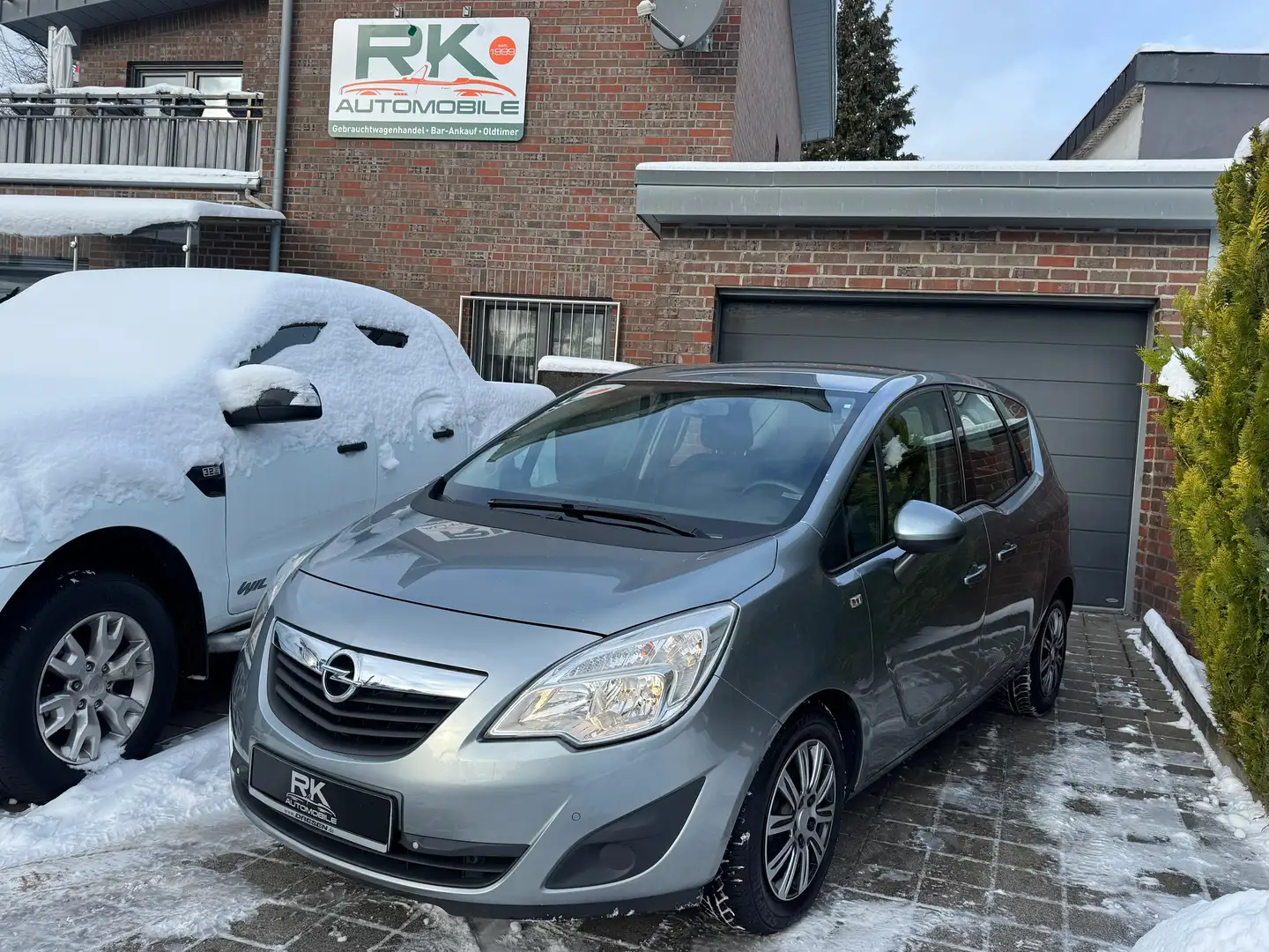 Opel Meriva Edition AUTOMATIK Grau - 1