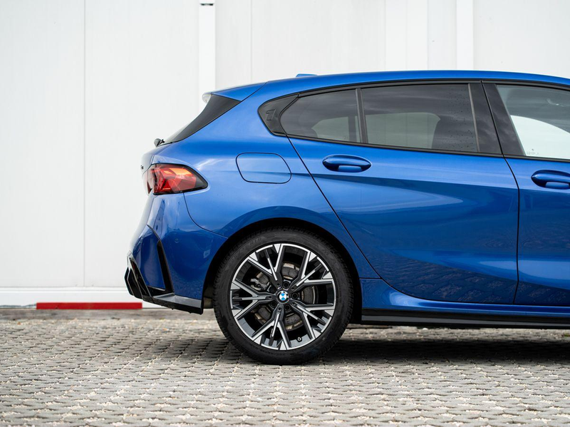 BMW 120 M-Sport AHK PANO AdLED KoZg SHZ SpieglP ParkA — photo 6