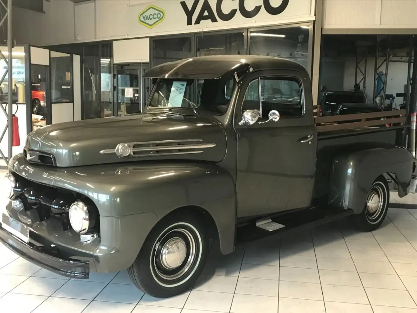 Ford F 100 V8 PICK-UP Šedá - 1