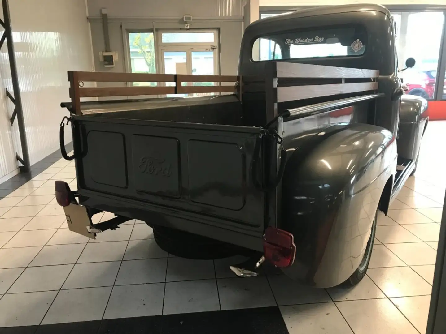 Ford F 100 V8 PICK-UP Šedá - 2