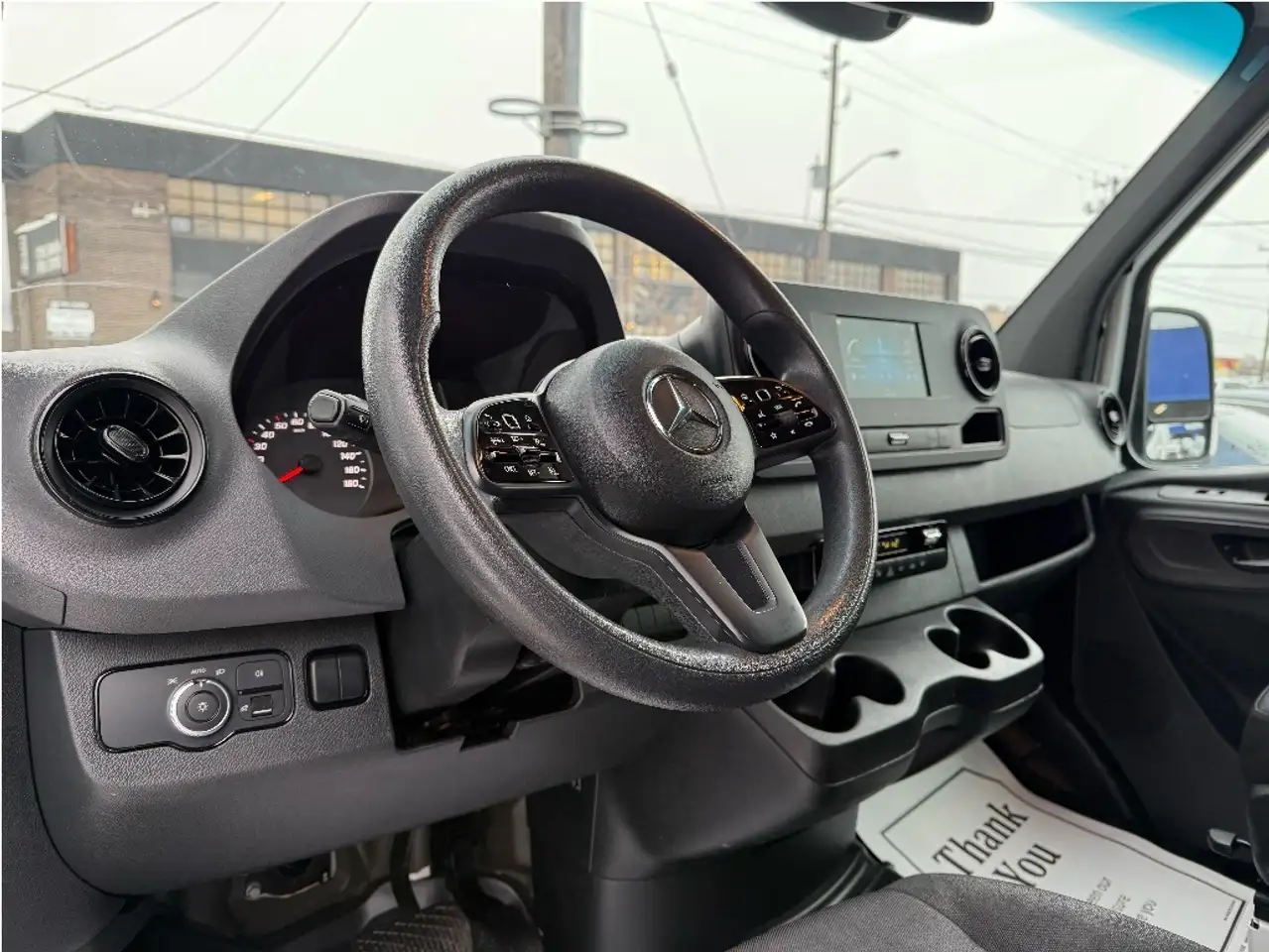 Mercedes-Benz Sprinter снимка Mercedes-Benz Sprinter