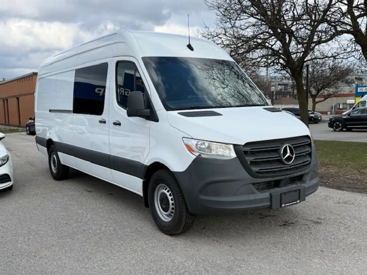 Mercedes-Benz Sprinter снимка Mercedes-Benz Sprinter