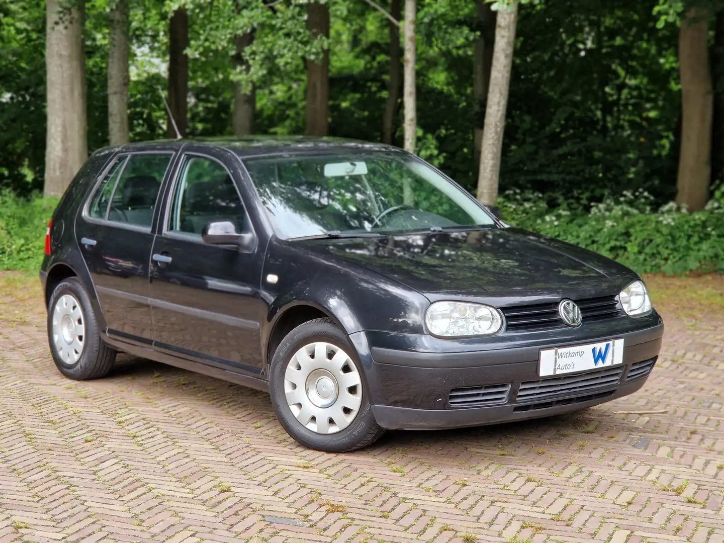 Volkswagen Golf 1.6 Sportline | Automaat | 5 deurs | Zwart - 1