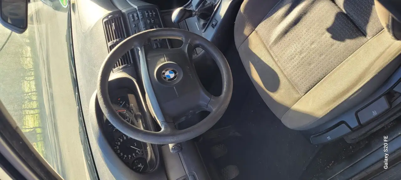 BMW 318