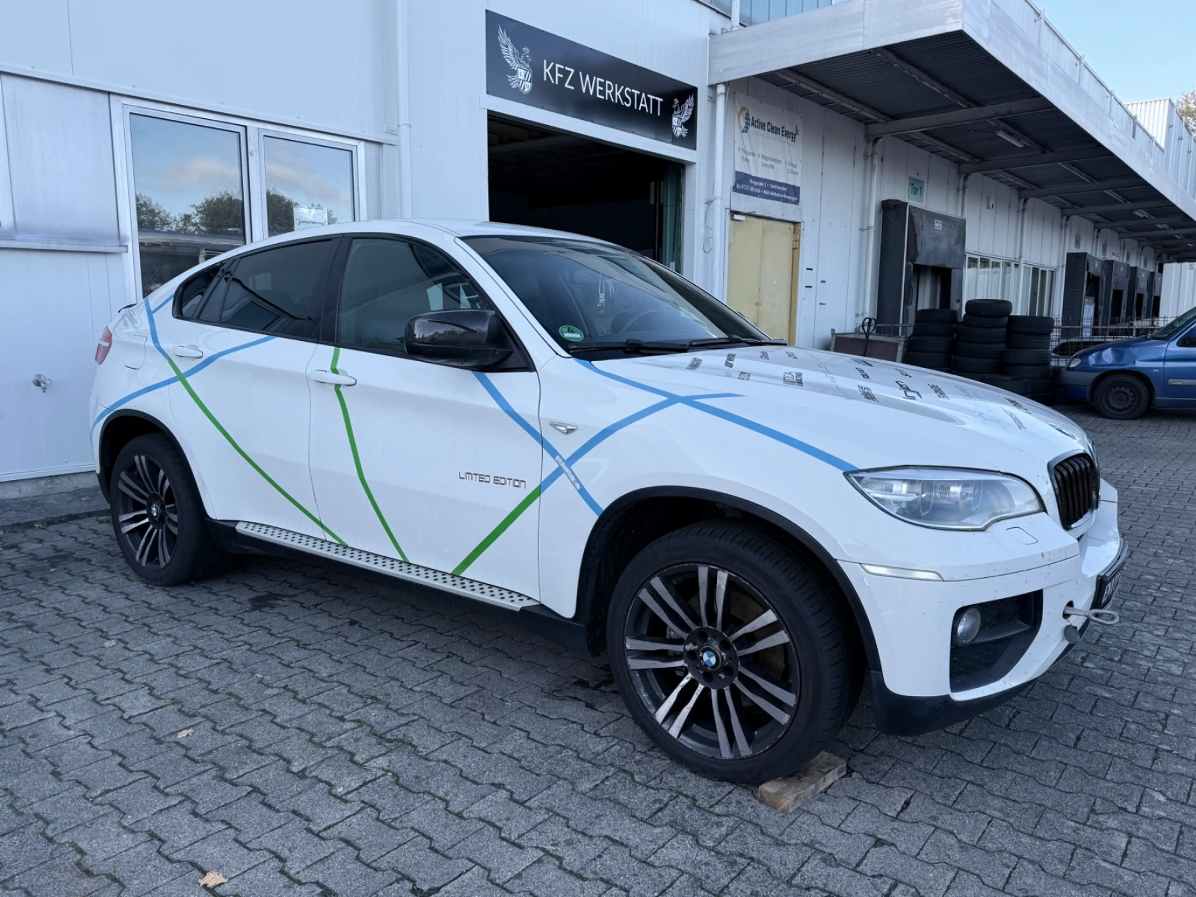 BMW X6 xDrive 40 d *PDC*XENON*KLIMAAUT*ELHK*LEDER — photo 3