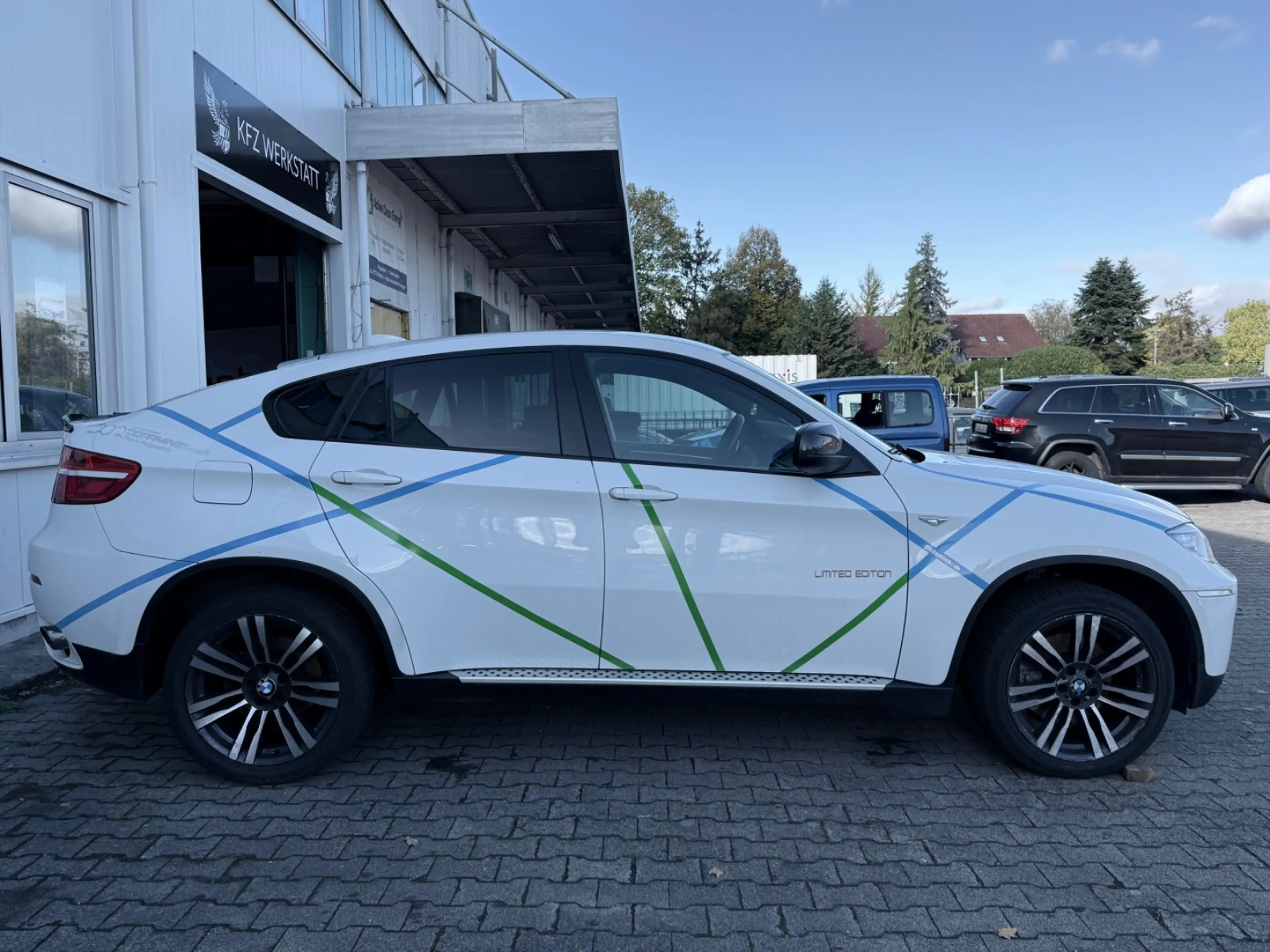 BMW X6 xDrive 40 d *PDC*XENON*KLIMAAUT*ELHK*LEDER — photo 5