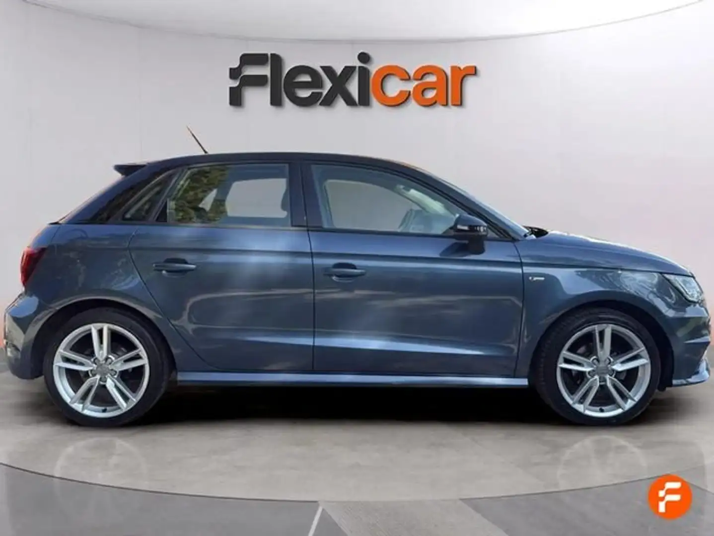 Audi A1 Active Kit 1.4 TDI 66kW (90CV) Sportback Bleu - 2