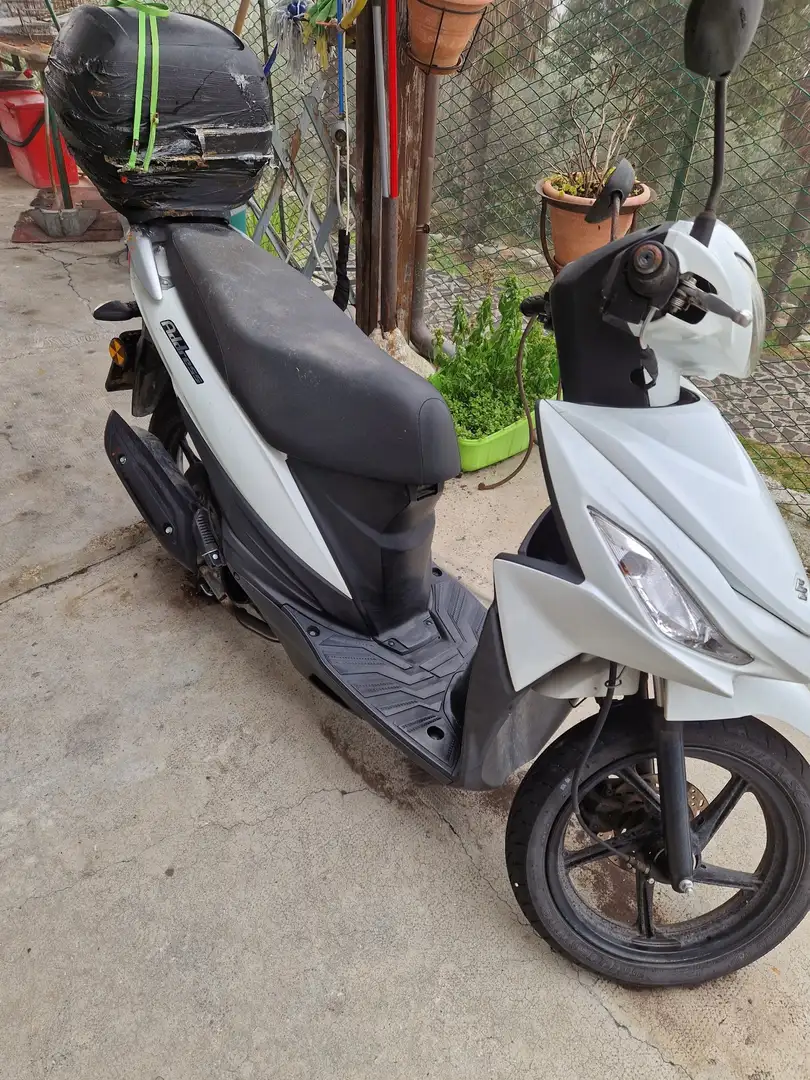 Suzuki Address Blanco - 1