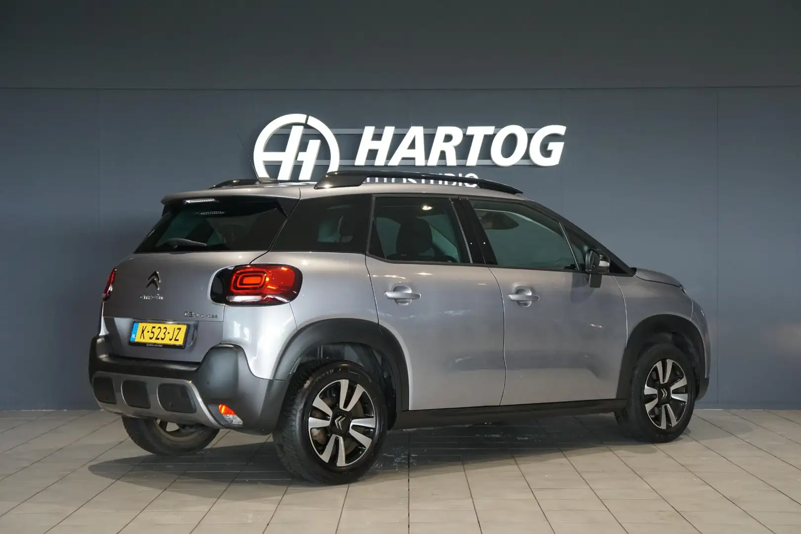 Citroen C3 Aircross 1.2 PureTech S&S Business APPLE CARPLAY / NAVIGATI Grijs - 2