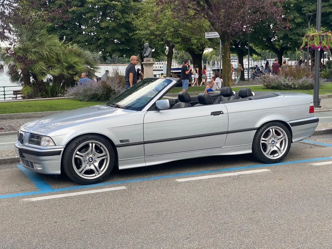 BMW 320i Cabrio Europa c/2airbag, foto 3