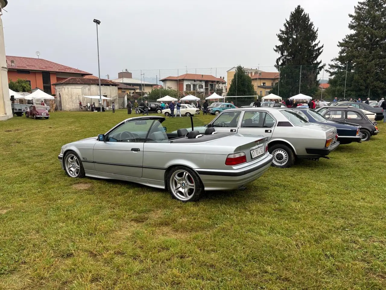 BMW 320i Cabrio Europa c/2airbag, foto 6