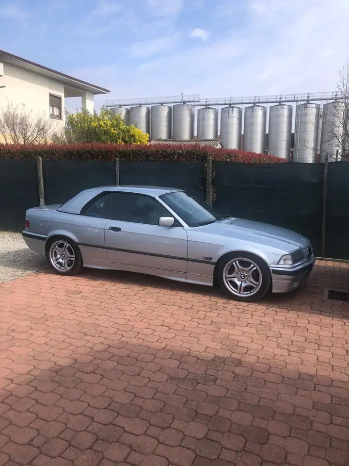 BMW 320i Cabrio Europa c/2airbag, foto 5