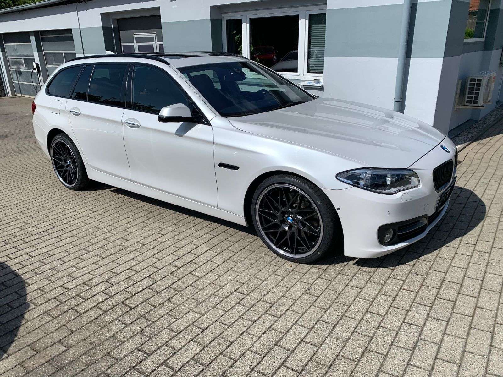 2017 BMW 535