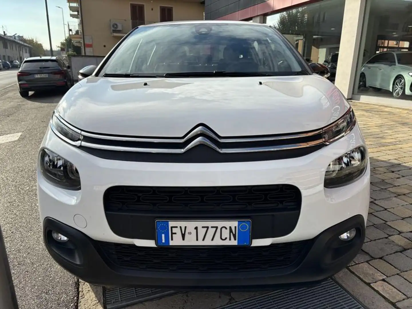 Citroen C3 PureTech 82 S&S Feel  APP CONNECT Bianco - 2