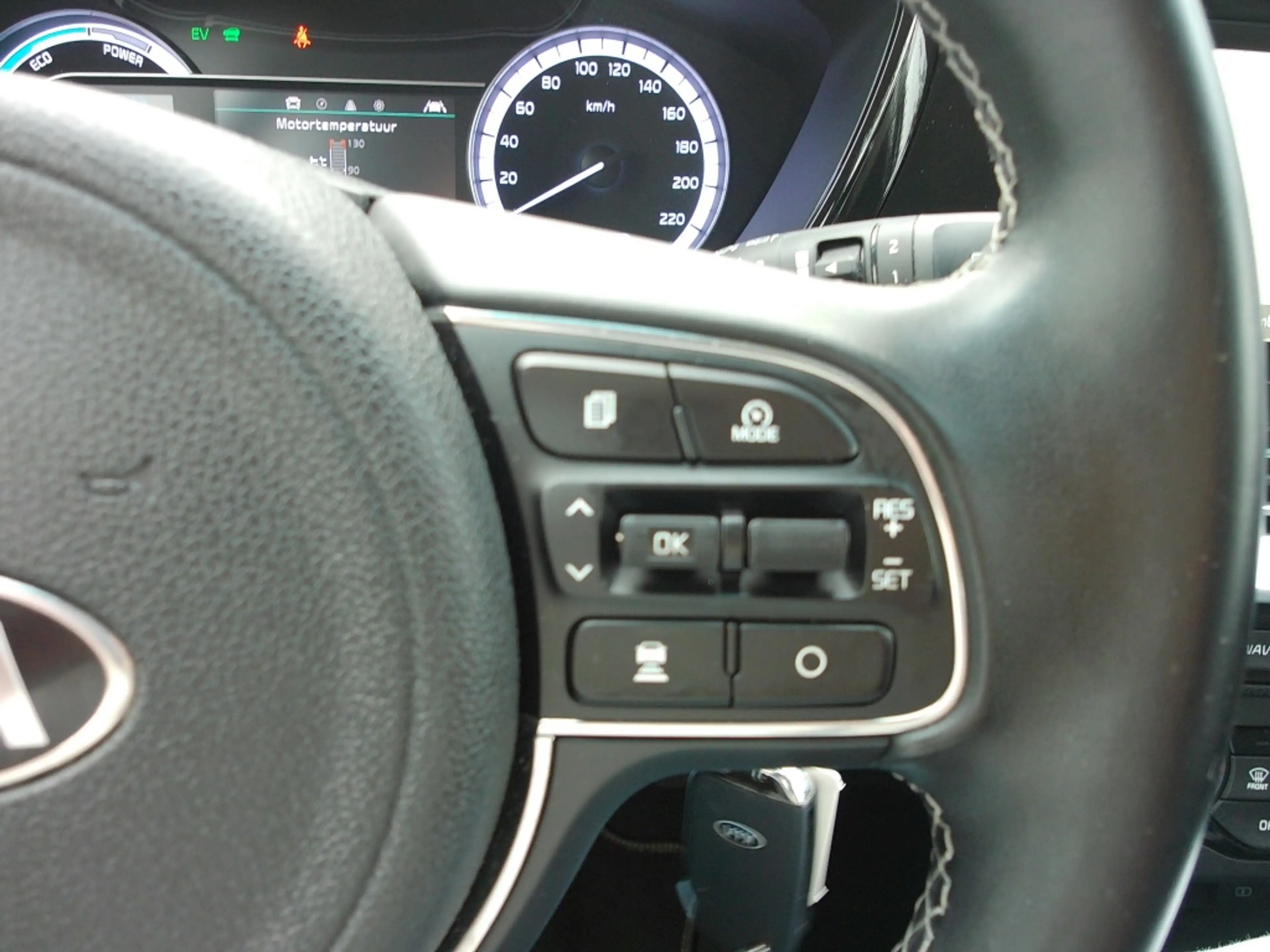 Kia Niro 1.6 GDi Hybrid 141pk DCT6 DynamicLine — photo 32