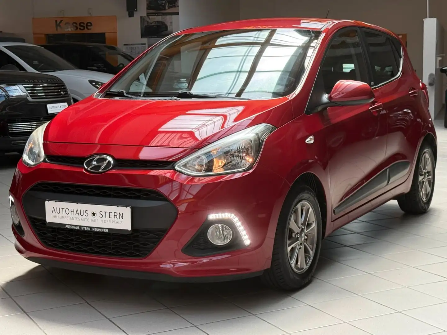 Hyundai i10 Passion|SHZ|LHZ|Scheckheftgepflegt|Isofix Rouge - 1