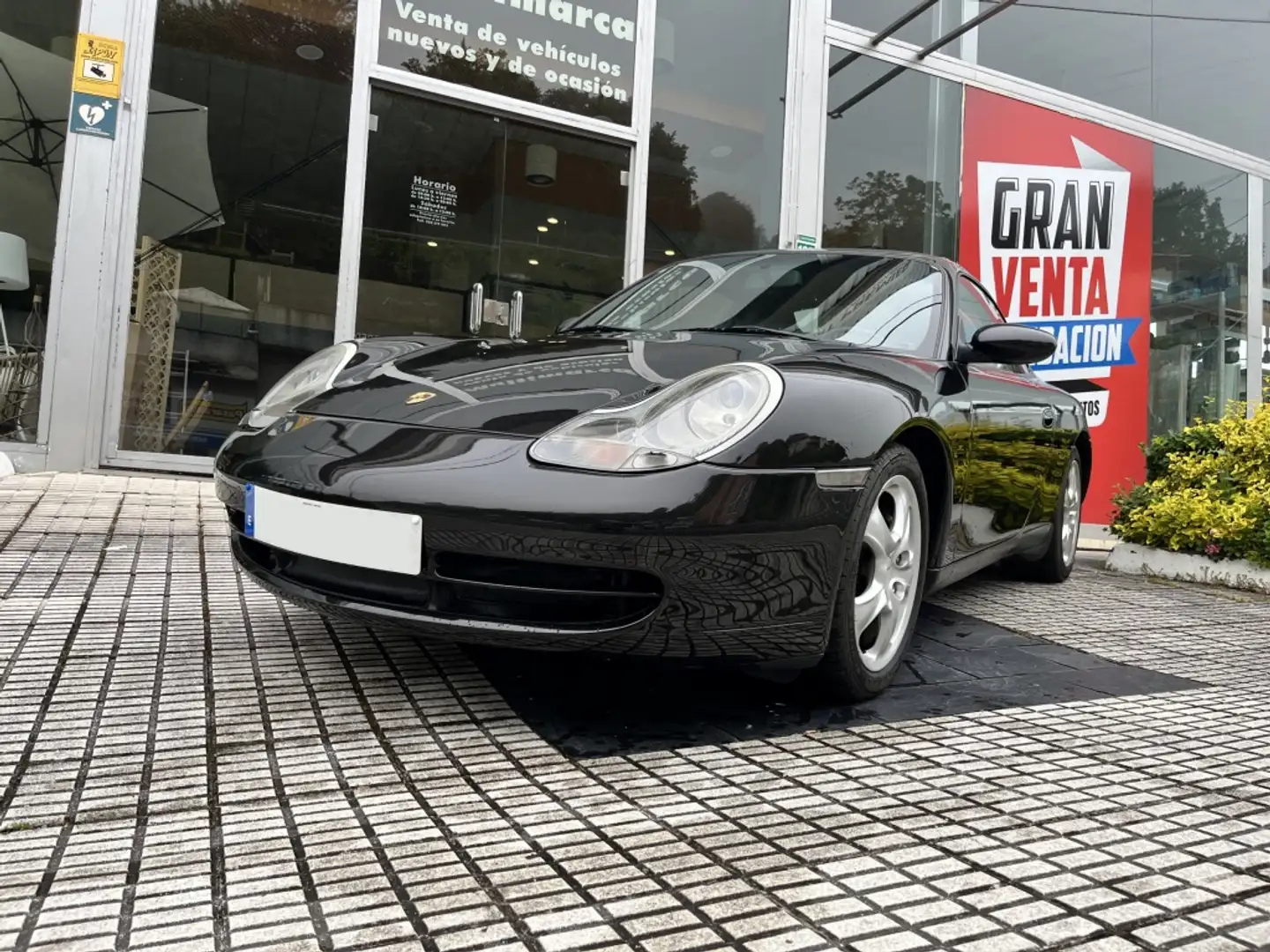 Porsche 996 Carrera 4 Coupé Negro - 2