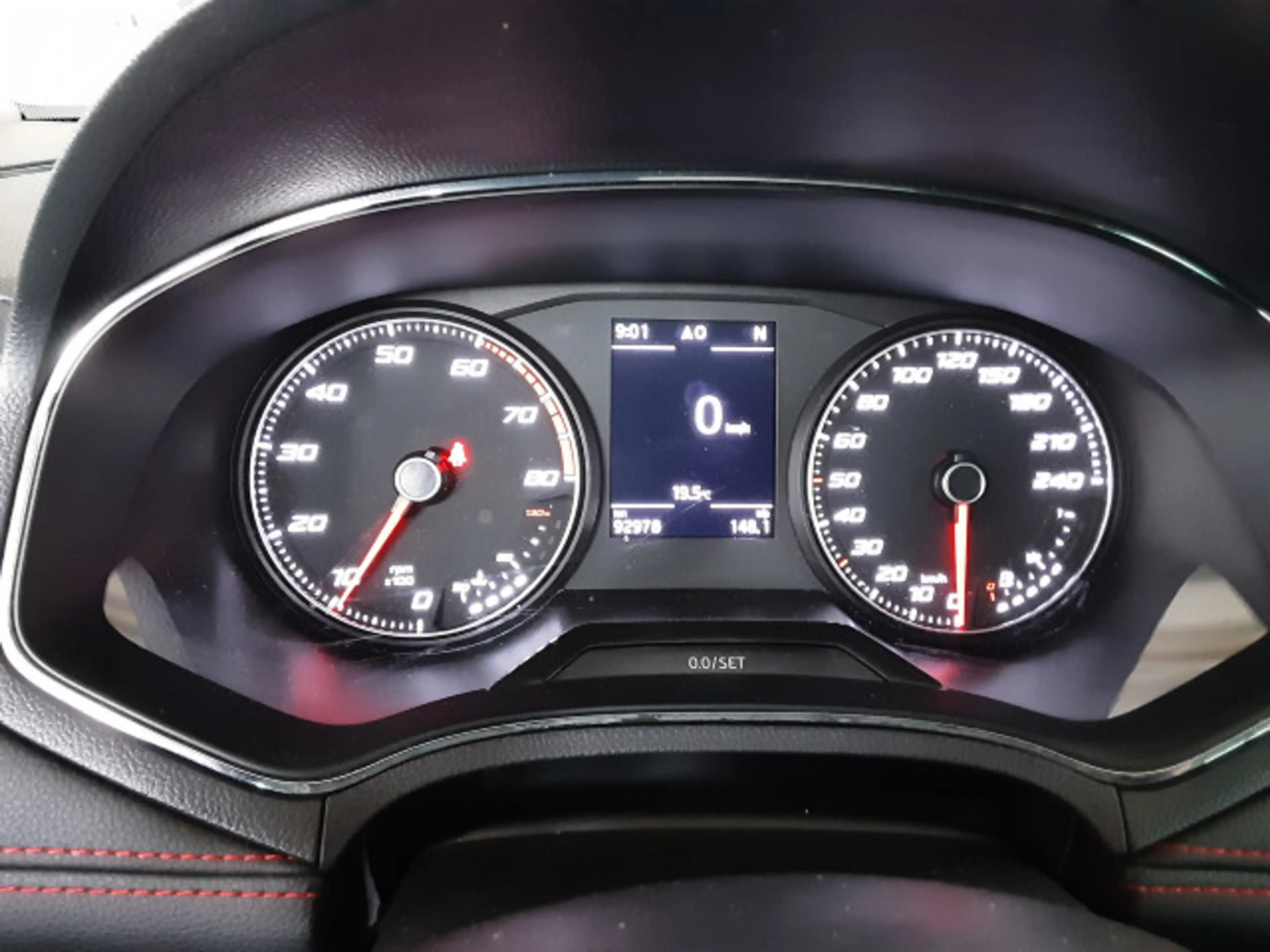 SEAT Ibiza 1.0 TSI FR DSG LED CAM Pano Navi PDC — photo 8