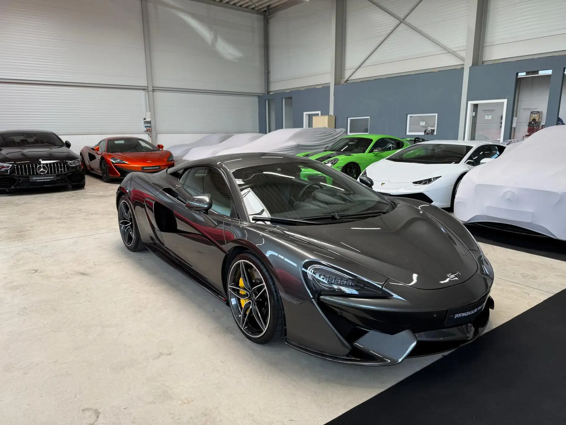 맥라렌 570S 570 Sport Coupe 2018 건메탈 사진 4