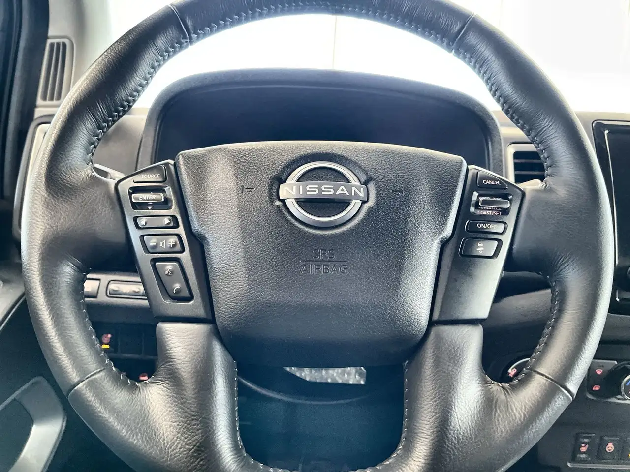 Nissan Frontier снимка Nissan Frontier