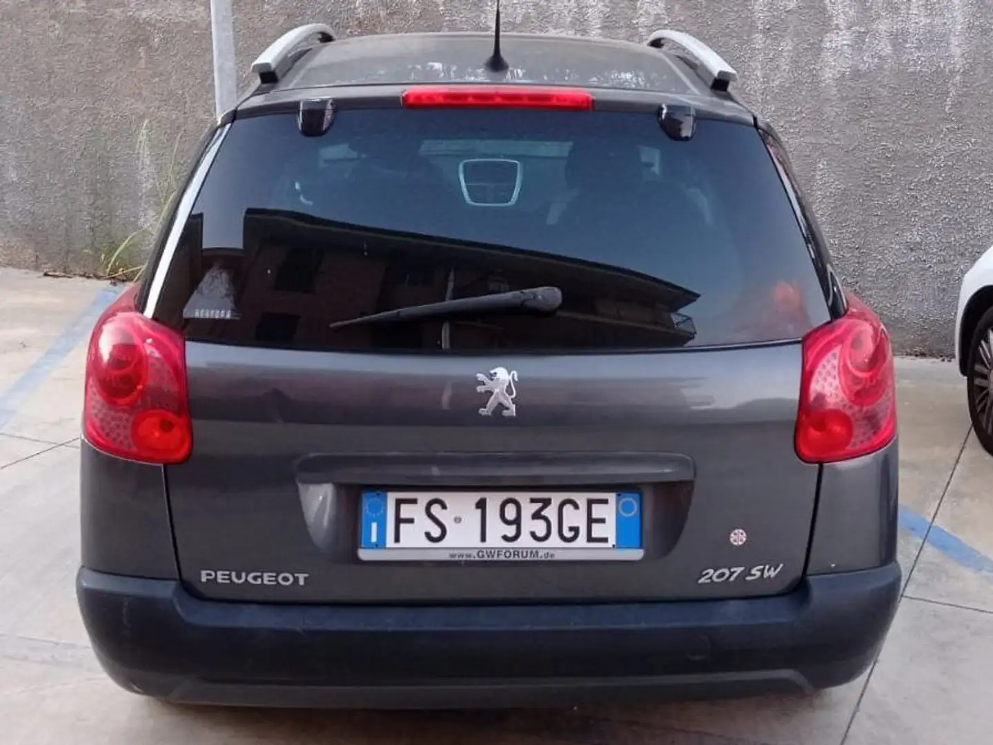 Peugeot 207 Grigio - 2