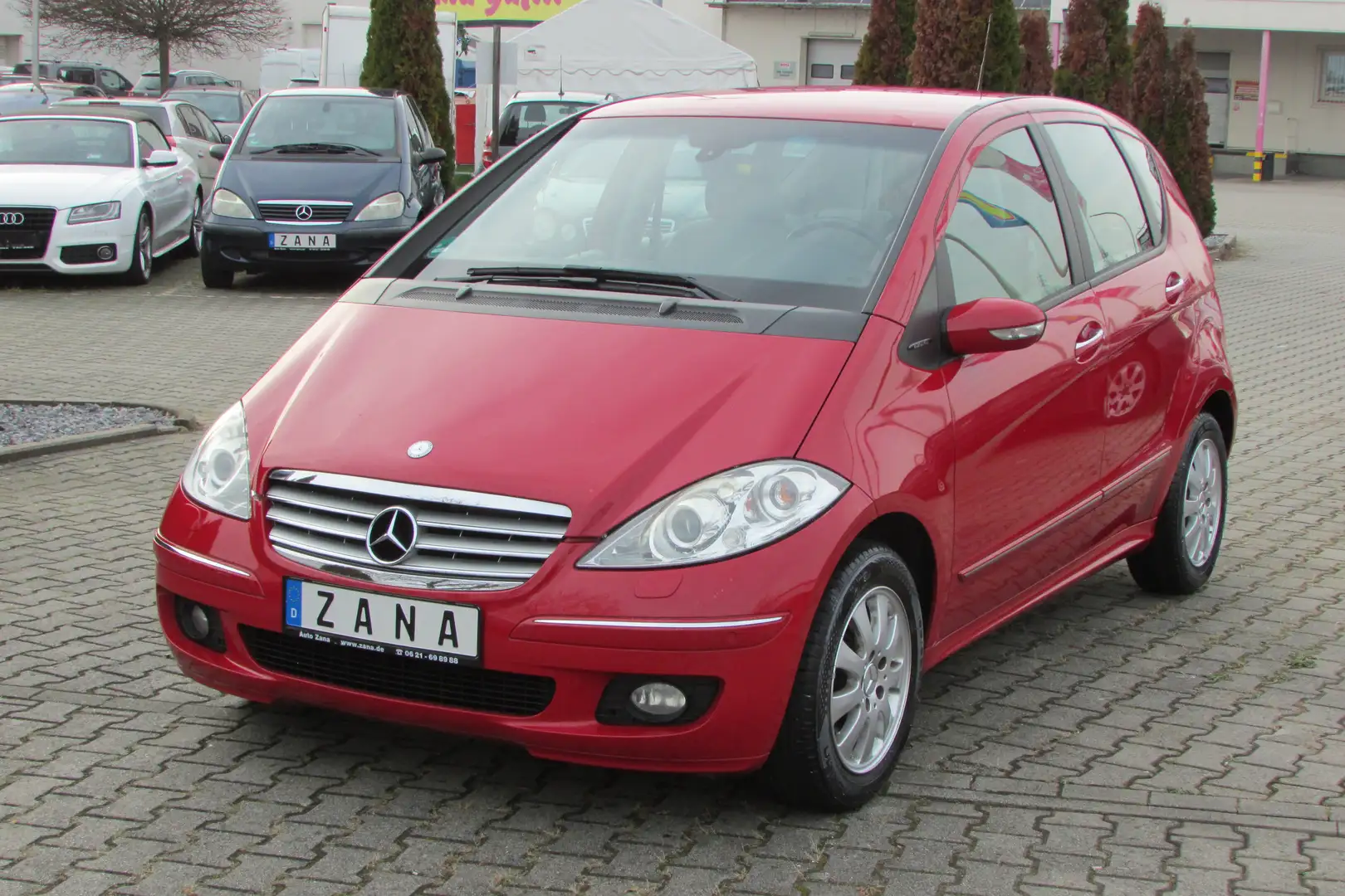 Mercedes-Benz A 150 A 150 Elegance Rot - 1