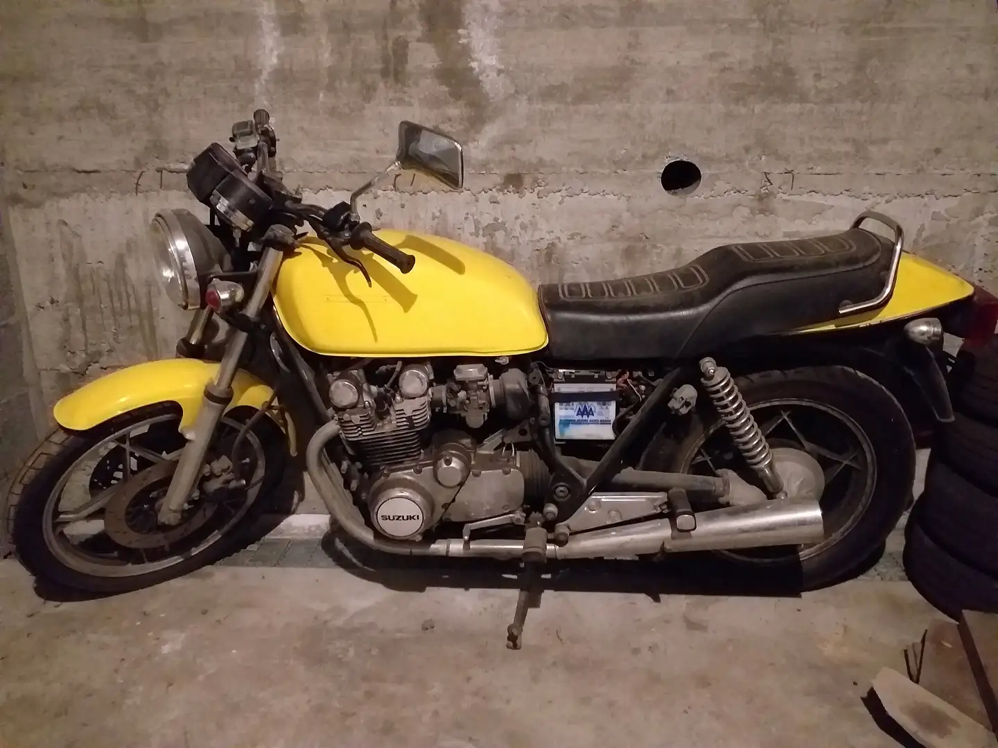 Suzuki GS 650 GT Yellow - 1