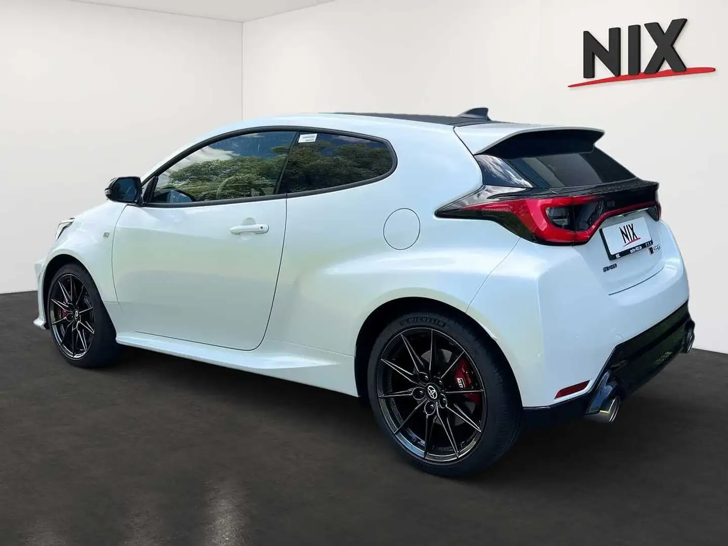 Toyota Yaris 1.6 Turbo GR AT + Convinience-Paket Weiß - 2