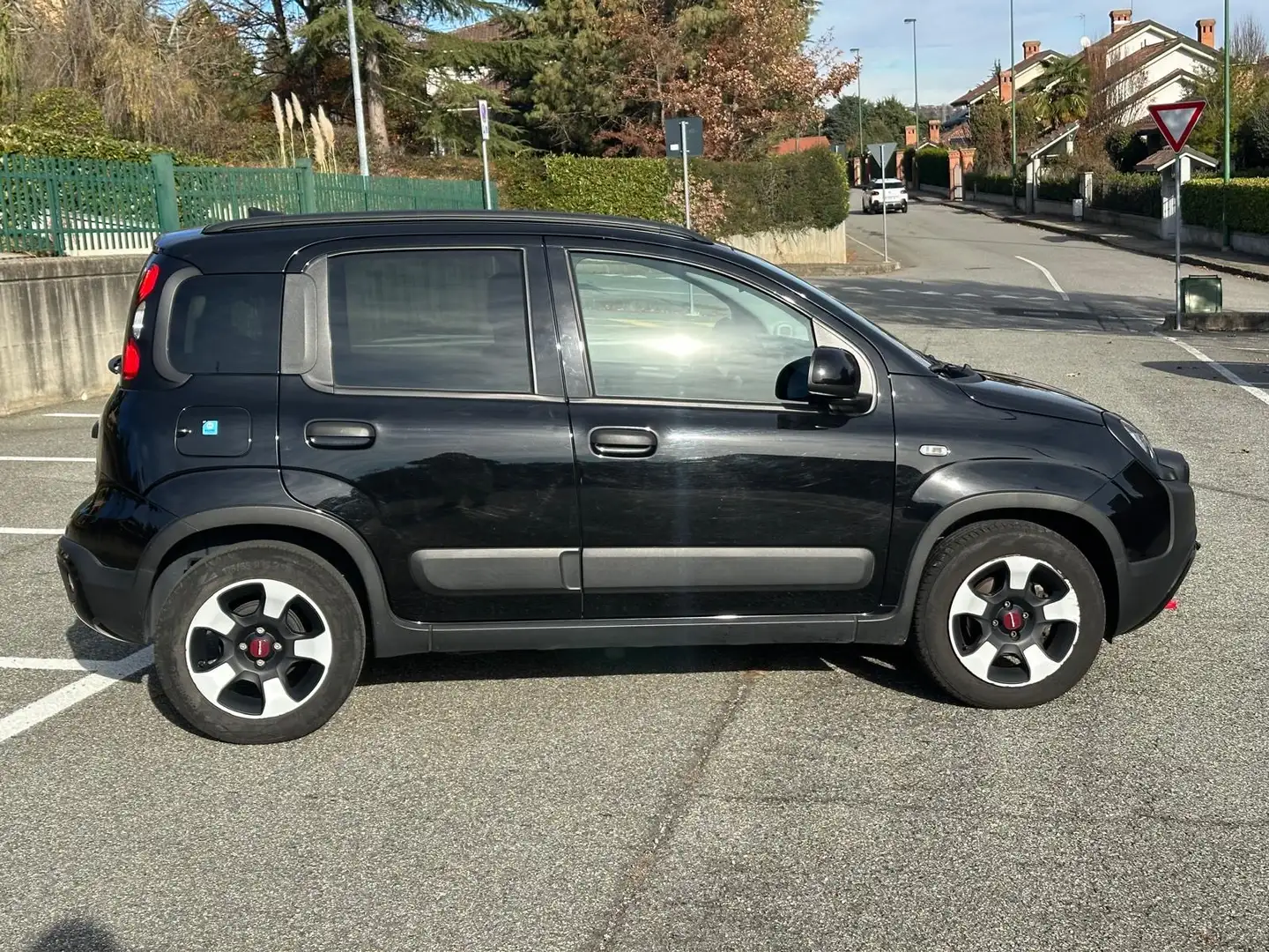 Fiat Panda 1.0 firefly hybrid City Cross PREZZO REALE Nero - 2