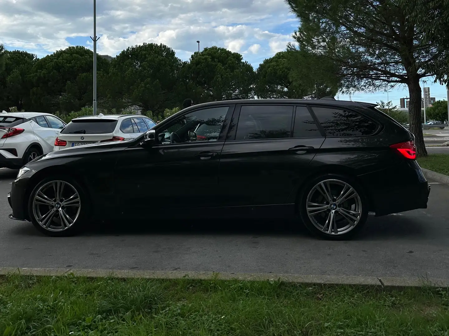 BMW 320 Serie 3 F31 2016 320d xDrive Gris - 2