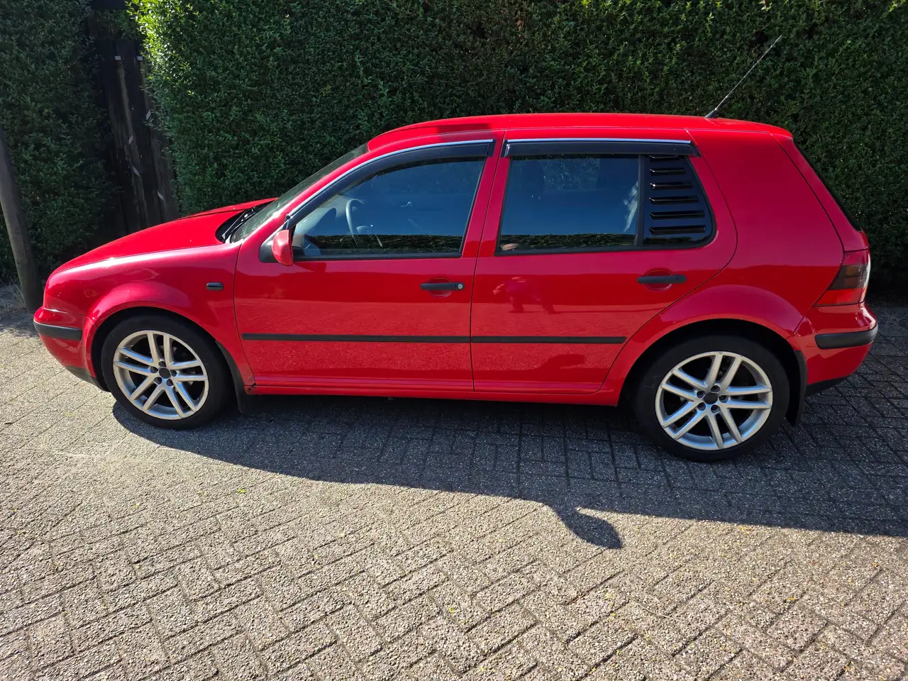 Volkswagen Golf 1.4-16V, foto 2