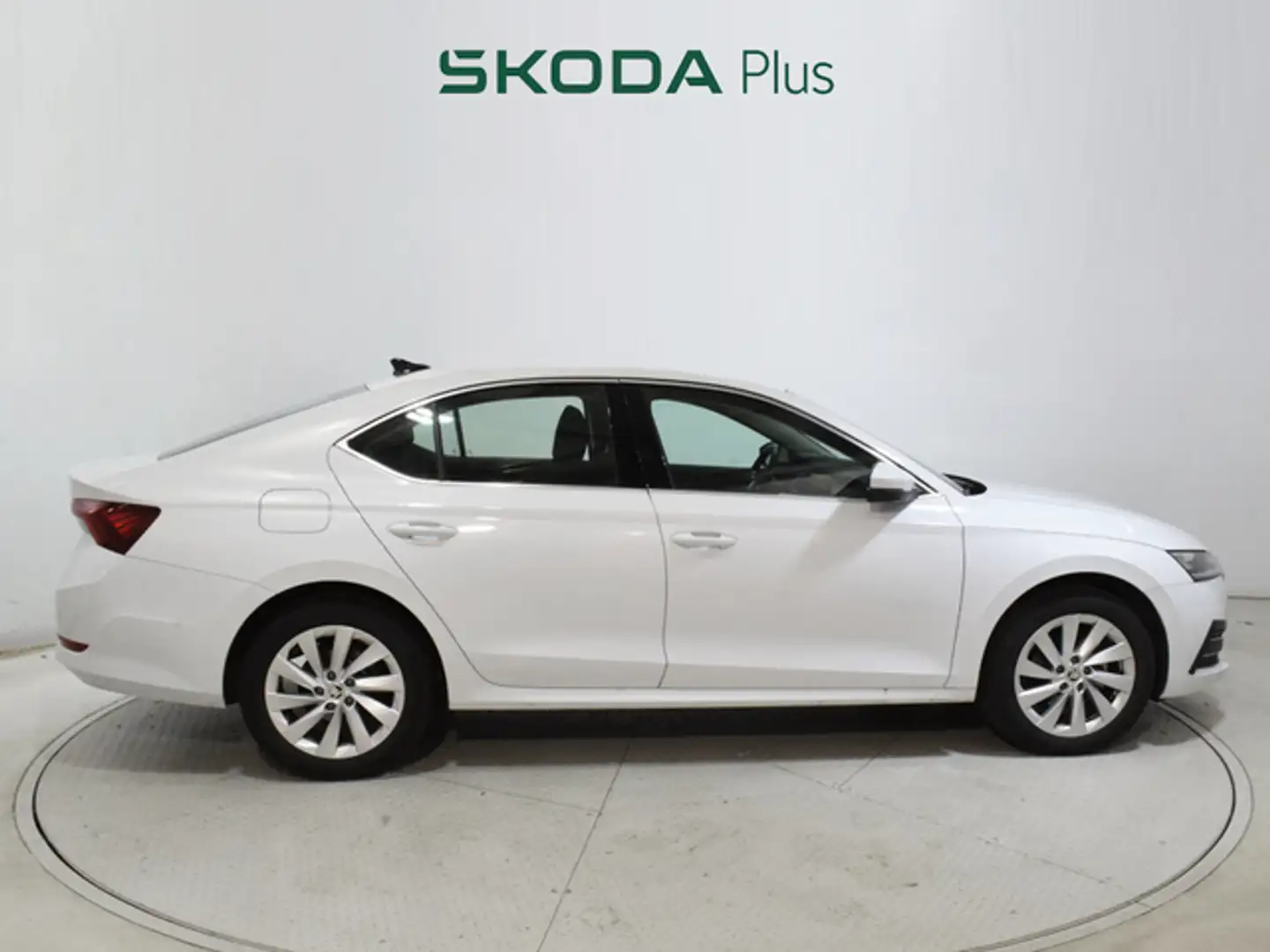 Skoda Octavia 2.0TDI Ambition Plus 85kW Blanco - 2