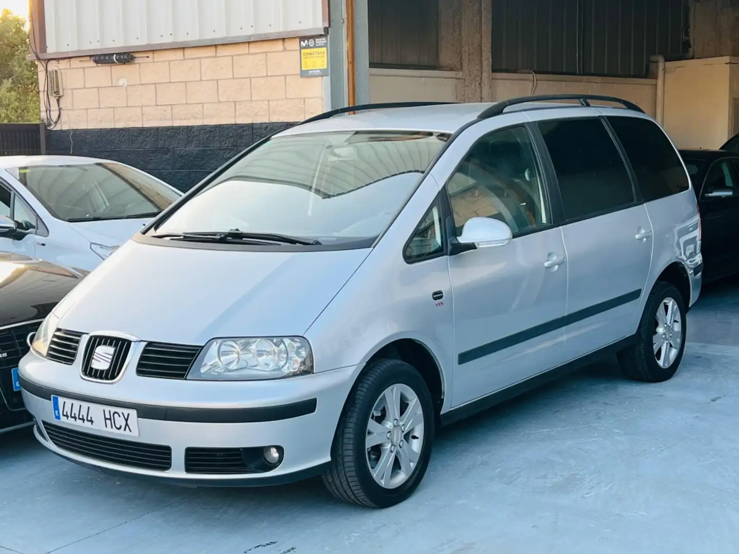 SEAT Alhambra Monovolumen Manual de 5 Puertas Argento - 2